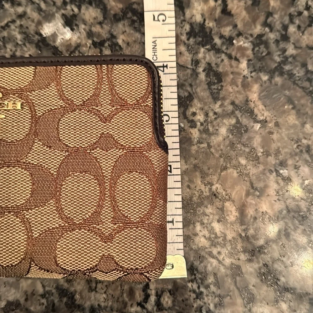 Coach wristlet classic monogram logo wristlet NWT